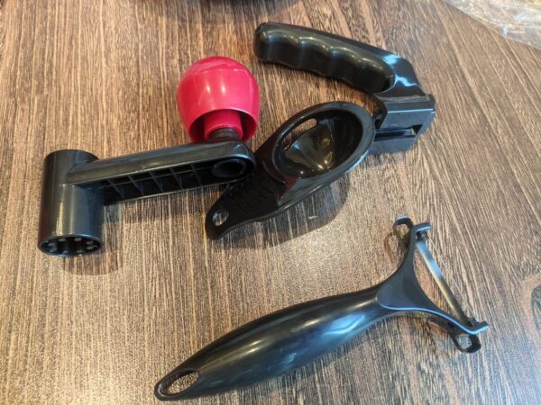 Manual Vegetable Chopper And Mixer - Image 4