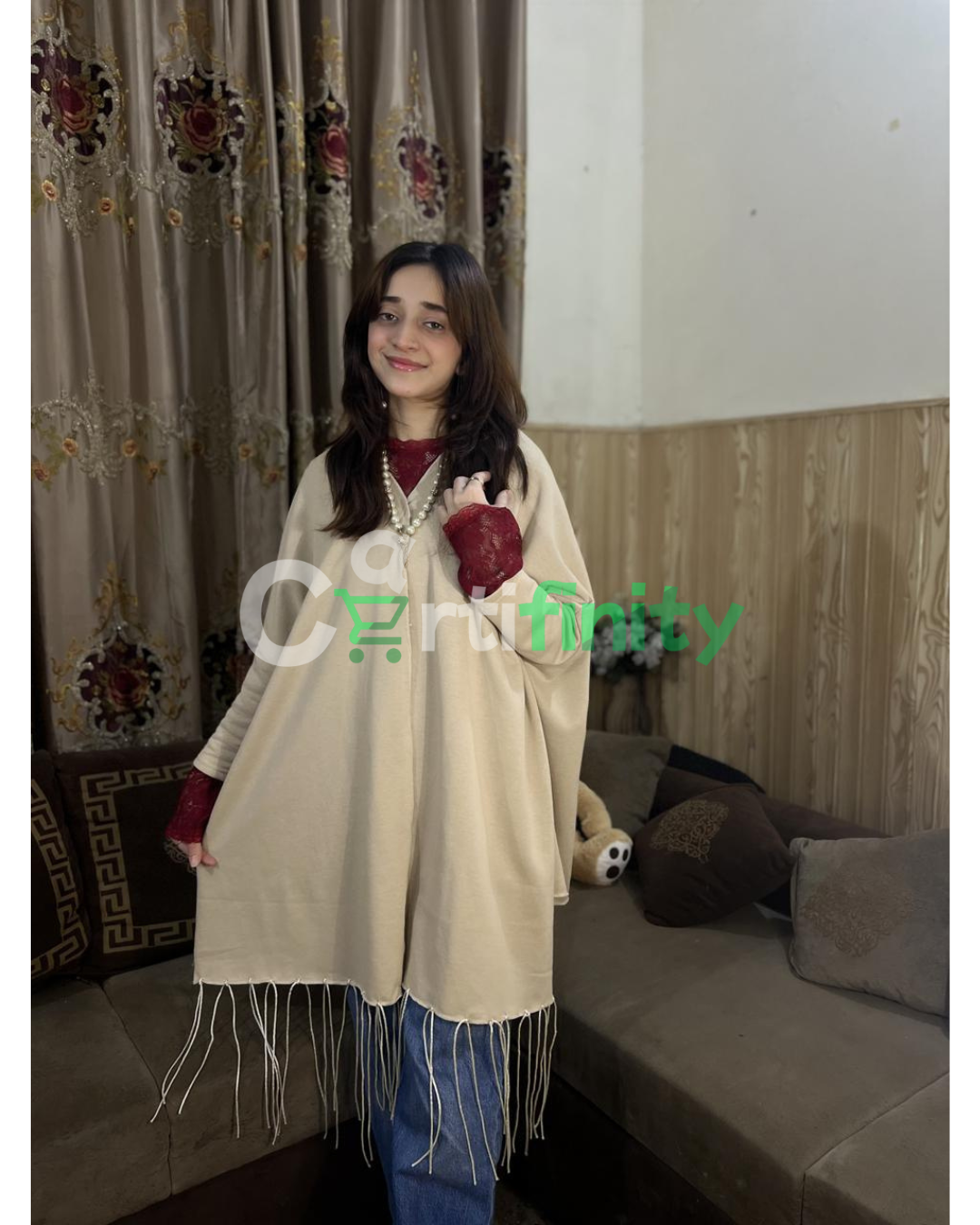 Elegant Winter Shawl - Image 2