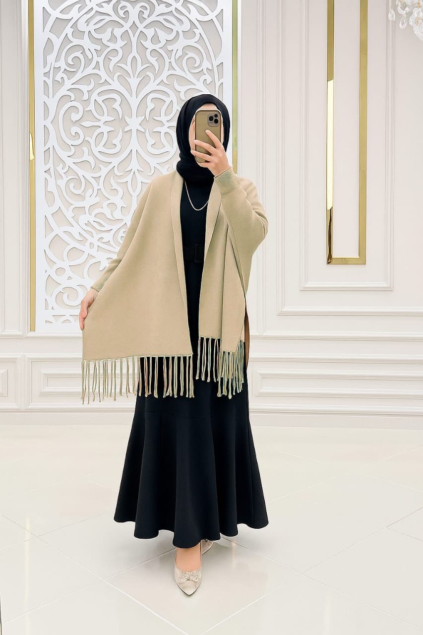 Elegant Winter Shawl - Image 8